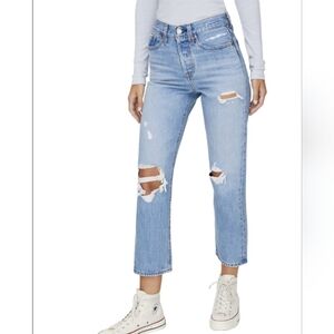 Levi's Wedgie Straight Light Denim size 29